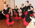 Горячий испанский танец в исполнении танцевального коллектива «Зазеркалье»