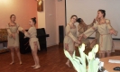 Русский танец в исполнении танцевального коллектива «Зазеркалье»