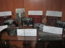 Ретро-выставка старинных фотоаппаратов в Библиотеке № 9 поселка Рудничный
