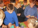 Школьники поселка Рудничный знакомятся с изданиями книжной выставки «В мире книг Ивана Тургенева…»