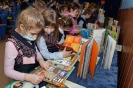 Участники праздника открытия Недели детской книги в городском дворце культуры