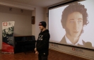 Молодой краснотурьинский изобретатель Станислав Ронинград и участники Дня молодежи обсудили сюжет научно-документального фильма «Робот, я люблю тебя?»