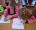 Участники литературной акции «День Винни-Пуха» в центральной детской библиотеке