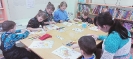 Посетители творческого кружка в библиотеке № 6 поселка Чернореченск