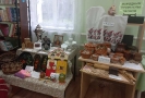 Выставка-экспозиция «Народные промыслы Урала» в библиотеке № 6 поселка Чернореченск