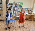 Участники познавательно-игровой программы, посвященной Дню города Краснотурьинска, в библиотеке № 10 р-на Медная Шахта