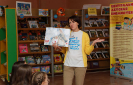 Детская писательница Елена Мамонтова на встрече со школьниками в центральной детской библиотеке