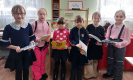 Участники литературного часа «Наш любимый Михалков» в библиотеке № 6 поселка Чернореченск