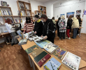 Студенты художественного отделения Краснотурьинского колледжа искусств познакомились с книгами для учебы из фонда центральной городской библиотеки